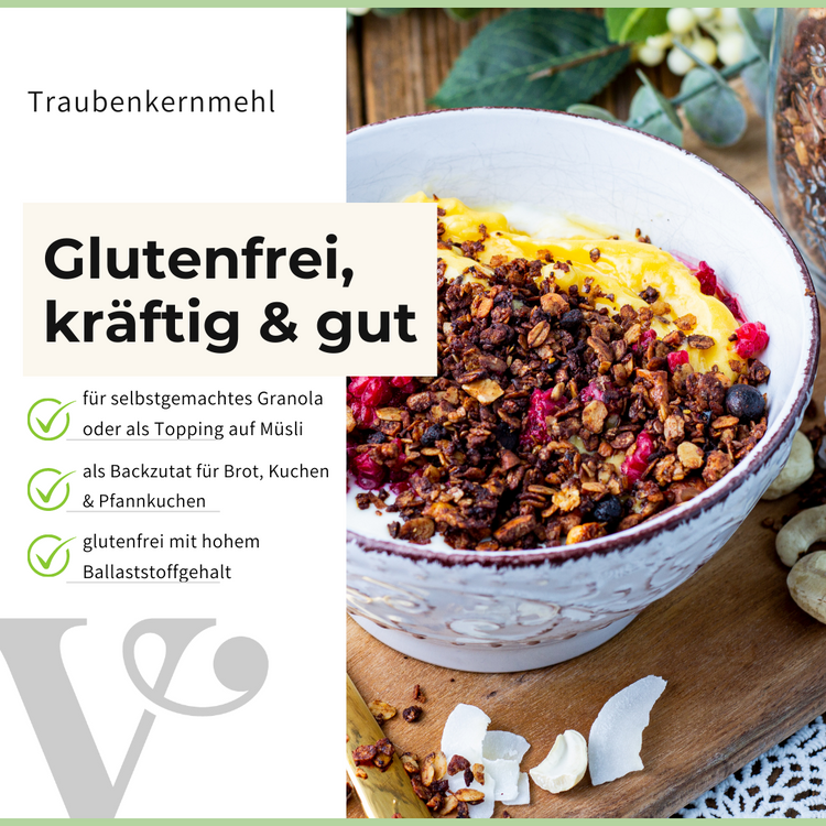 eine Bowl mit Nüssen und einem Text mit Vorteilen und Anwendungstipps von Traubenkernmehl von Vitis24